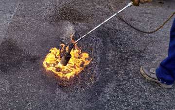 Hartley Wintney flat roofing repairs